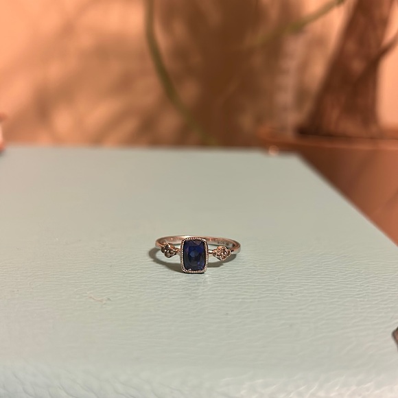 Helzberg Ring - Picture 1 of 4